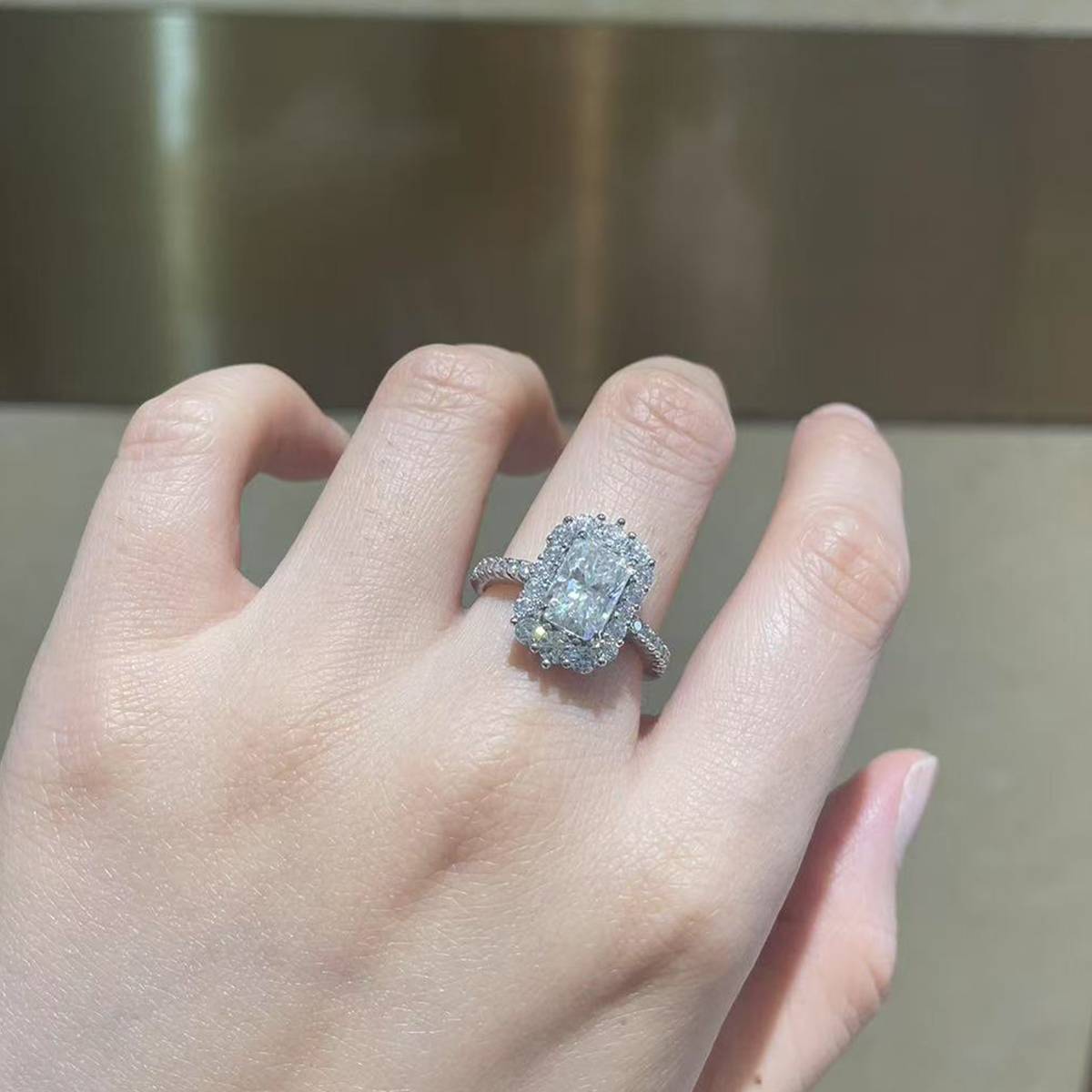 Emerald Cut Women's Ring S925 Silver Plated Platinum Customized Selection Main Stone Moissanite Diamond 2.5ct/Secondary Stone High Carbon Diamond